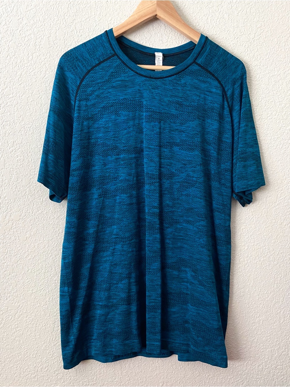 Lululemon Metal Vent Tech Short Sleeve